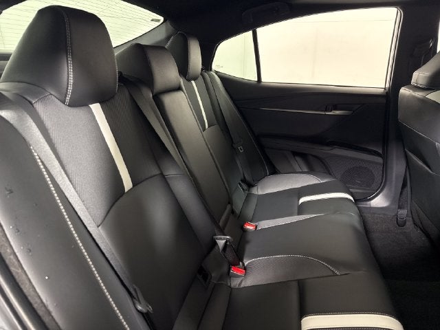 2025 Toyota Camry SE AWD
