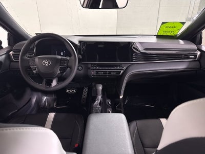 2025 Toyota Camry SE AWD
