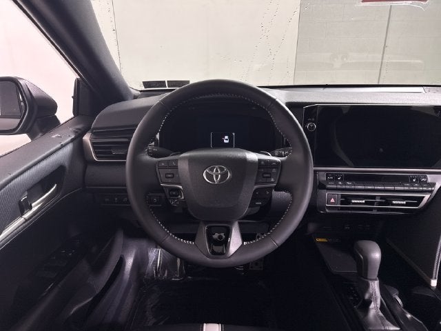 2025 Toyota Camry SE AWD