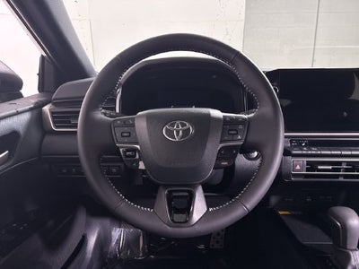 2025 Toyota Camry SE AWD