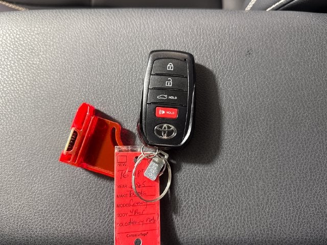 2025 Toyota Camry SE AWD