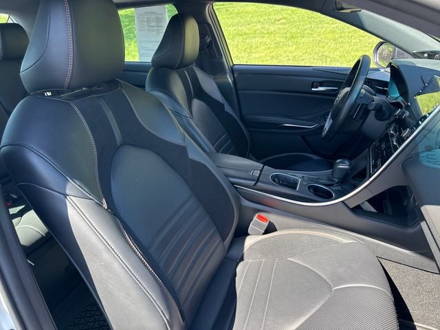 2020 Toyota Avalon Hybrid XSE