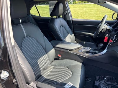 2023 Toyota AWD Camry SE