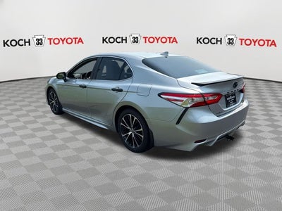 2020 Toyota Camry SE