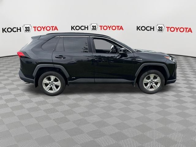 2021 Toyota RAV4 Hybrid XLE