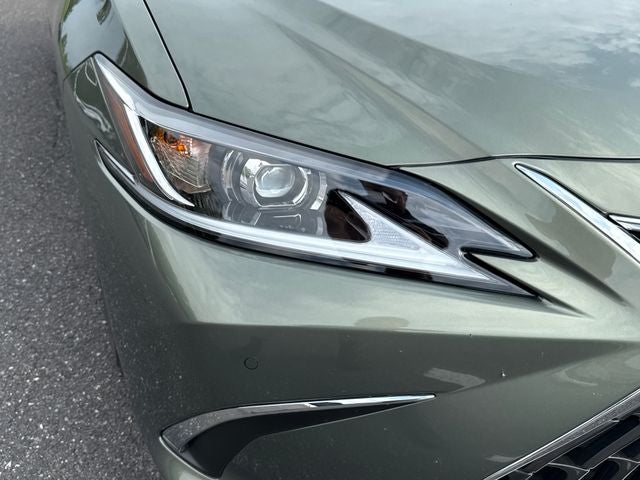 2025 Lexus ES 350