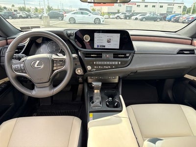 2025 Lexus ES 350