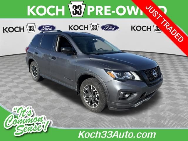 2020 Nissan Pathfinder SV