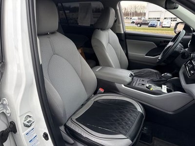 2021 Toyota Highlander LE