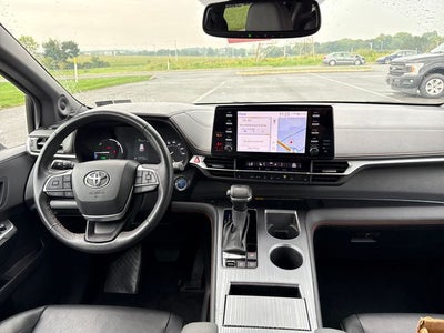 2024 Toyota Sienna XSE 7 Passenger