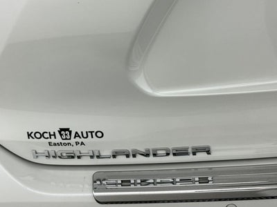2021 Toyota Highlander Hybrid Platinum