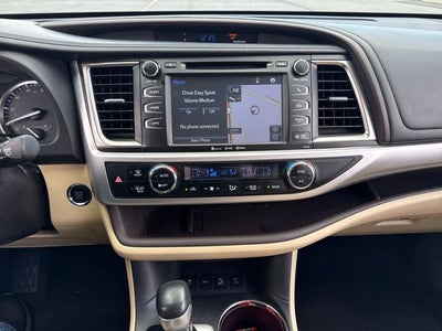 2016 Toyota Highlander XLE V6