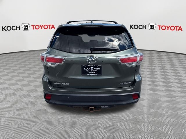 2016 Toyota Highlander XLE V6