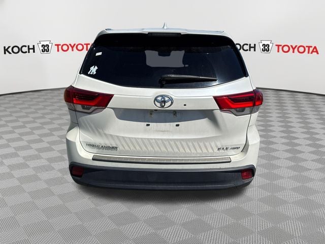 2019 Toyota Highlander SE