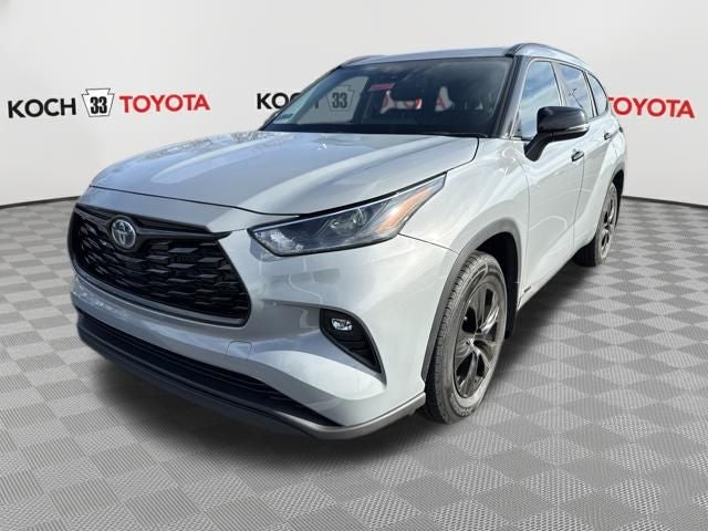2024 Toyota Highlander Hybrid XLE Nightshade