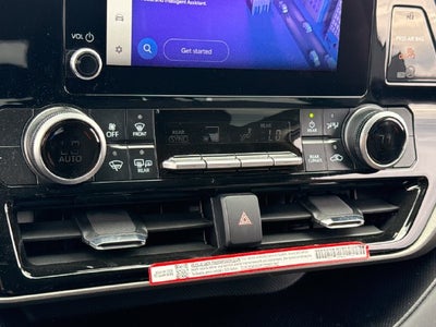 2025 Toyota Highlander LE