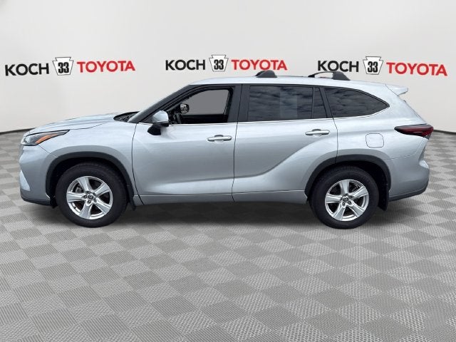 2025 Toyota Highlander LE