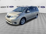 2012 Toyota Sienna LE 8 Passenger
