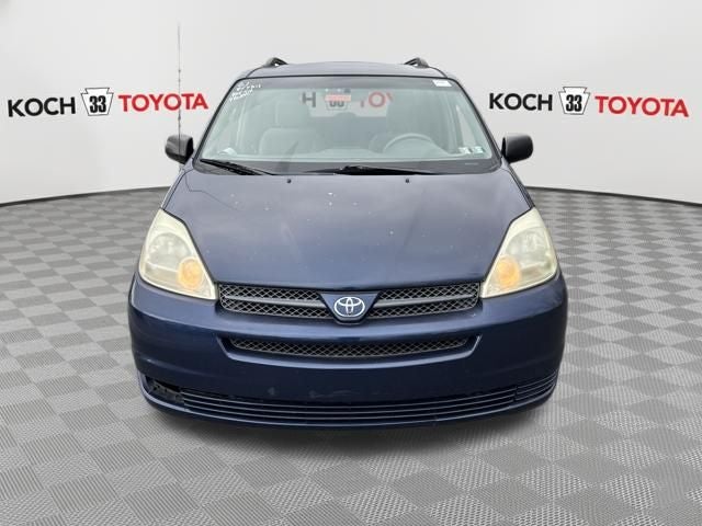 2004 Toyota Sienna LE