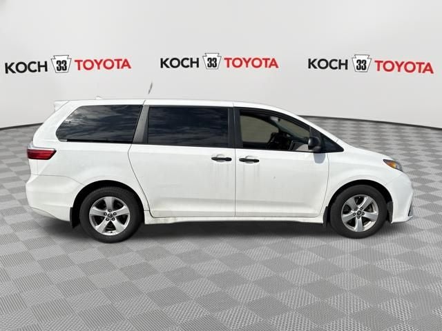 2019 Toyota Sienna L 7 Passenger