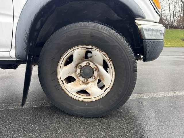 2003 Toyota Tacoma Base