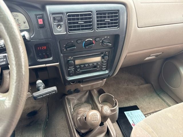 2003 Toyota Tacoma Base