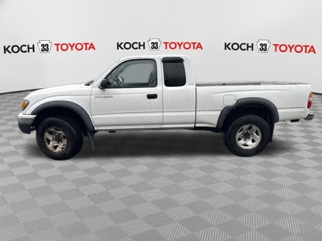 2003 Toyota Tacoma Base