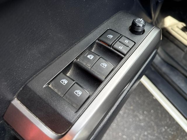 2020 Toyota Tacoma SR5 V6