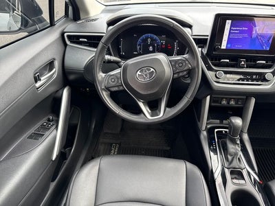 2024 Toyota Corolla Cross XLE