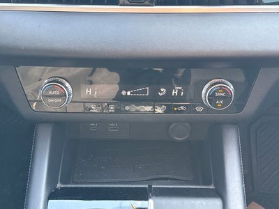 2022 Mitsubishi Outlander ES