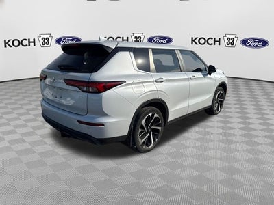 2022 Mitsubishi Outlander ES