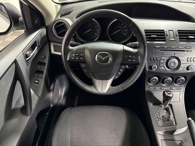 2013 Mazda Mazda3 i Touring