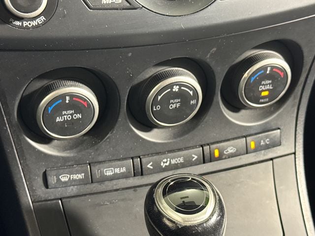 2013 Mazda Mazda3 i Touring