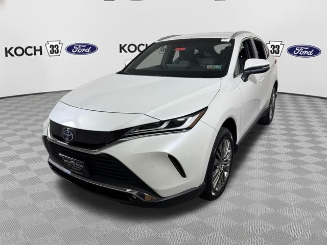 2023 Toyota Venza XLE