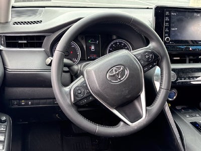 2022 Toyota Venza LE