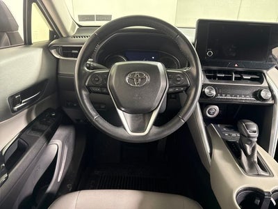 2023 Toyota Venza LE