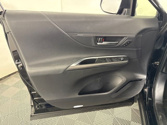 2023 Toyota Venza XLE