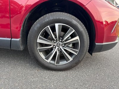 2024 Toyota Venza LE