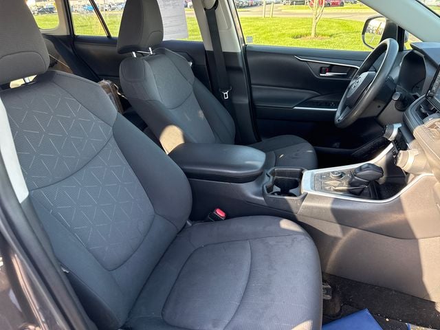 2019 Toyota RAV4 Hybrid XLE