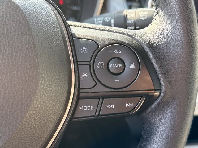 2025 Toyota Corolla Hatchback SE