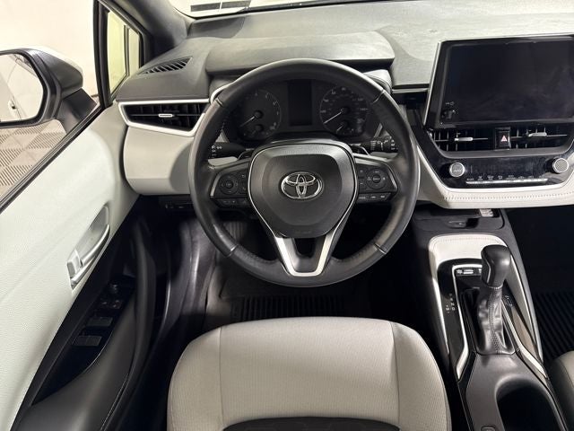 2025 Toyota Corolla Hatchback SE