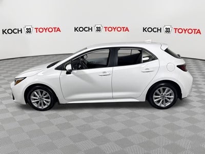 2025 Toyota Corolla Hatchback SE