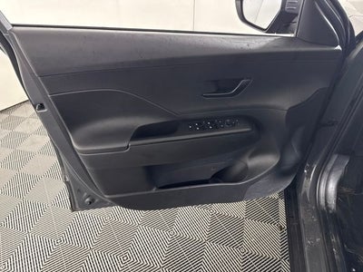 2025 Hyundai Kona SE