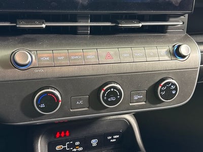 2025 Hyundai Kona SE