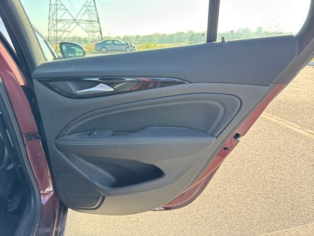 2018 Buick Regal Essence