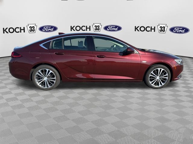 2018 Buick Regal Essence