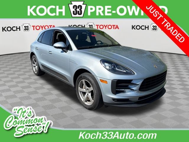 2020 Porsche Macan -'s photo