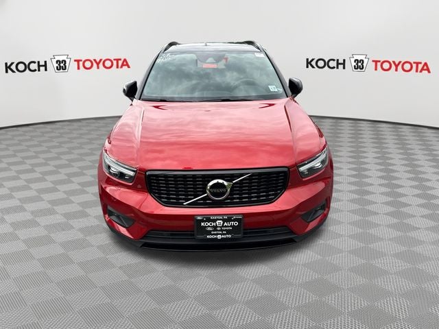 YV4162UM2N2789935