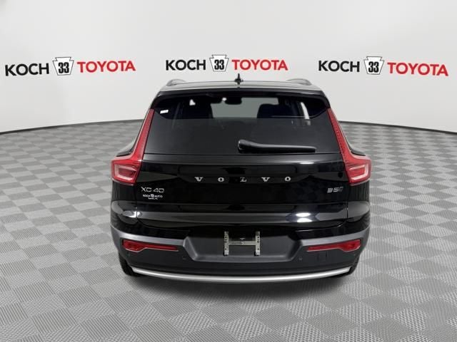 2023 Volvo XC40 B5 Core