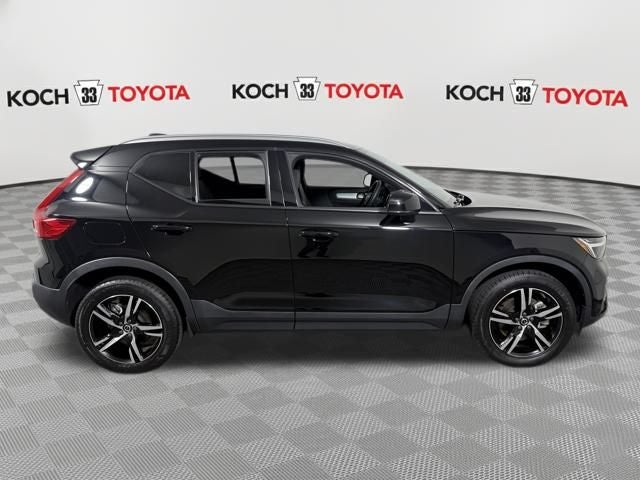 2023 Volvo XC40 B5 Core